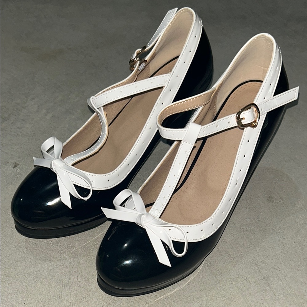 Elegant Black and White Mary Jane Shoes
